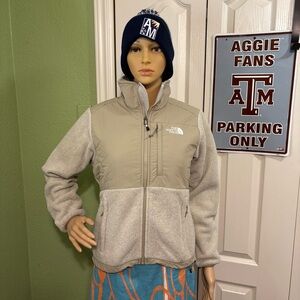 The North Face Women’s Polartec Fleece Jacket